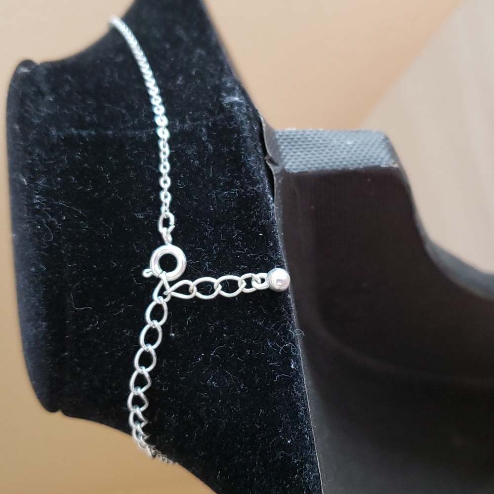NEW "Mom" Necklace - Picture 3 of 3